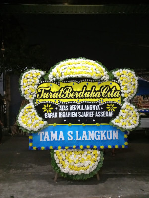 Papan Bunga Duka di Awilega
